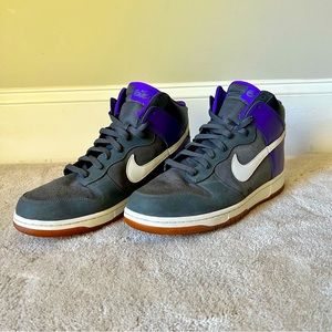 Nike SB Dunk High “Pure Purple” (517562-062) 2012 in size 13
